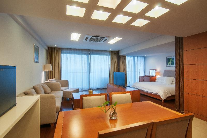 Gloria Plaza Hotel Kangqiao Shanghai Exterior foto